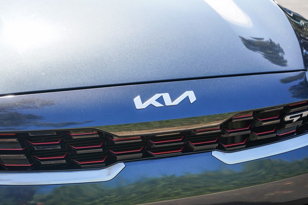 Thumbnail: 2023 Kia Forte - 6