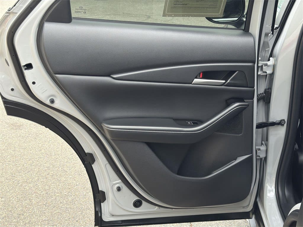 Thumbnail: 2025 Mazda CX-30 - 32