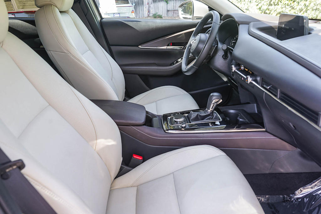 Thumbnail: 2023 Mazda CX-30 - 10