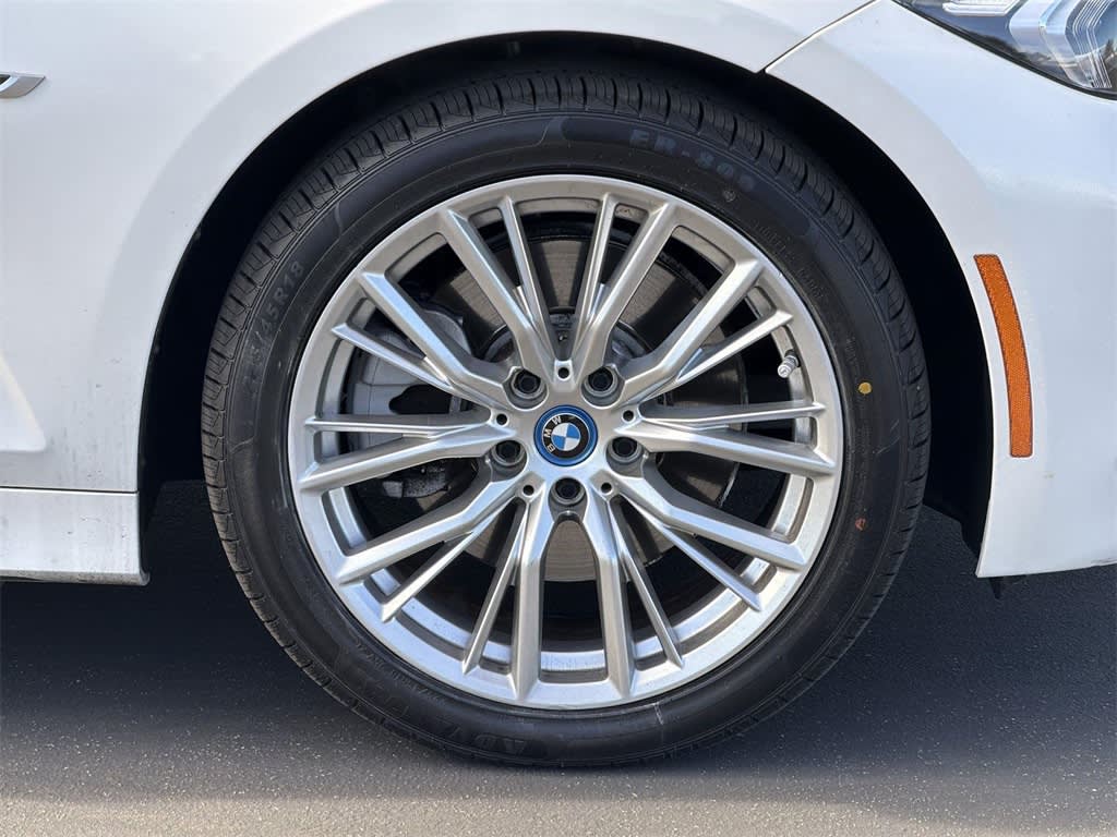 Thumbnail: 2023 BMW 3 Series - 8