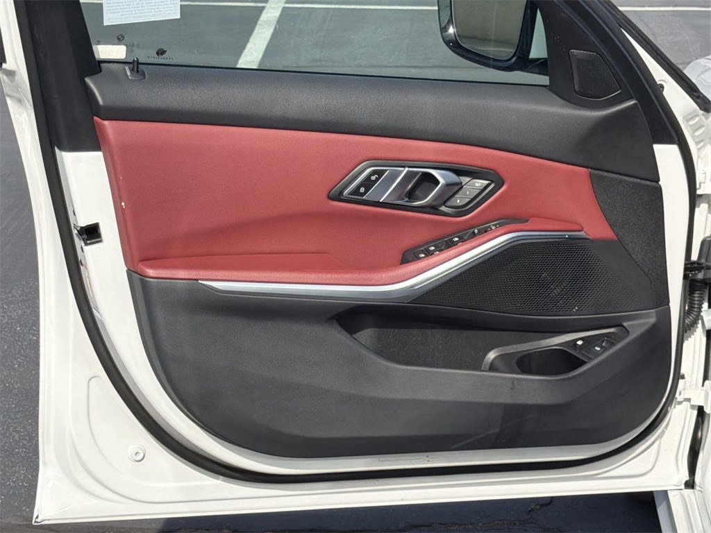 Thumbnail: 2023 BMW 3 Series - 31