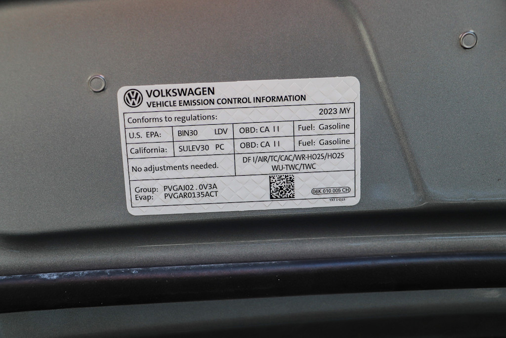 Thumbnail: 2023 Volkswagen Tiguan - 16