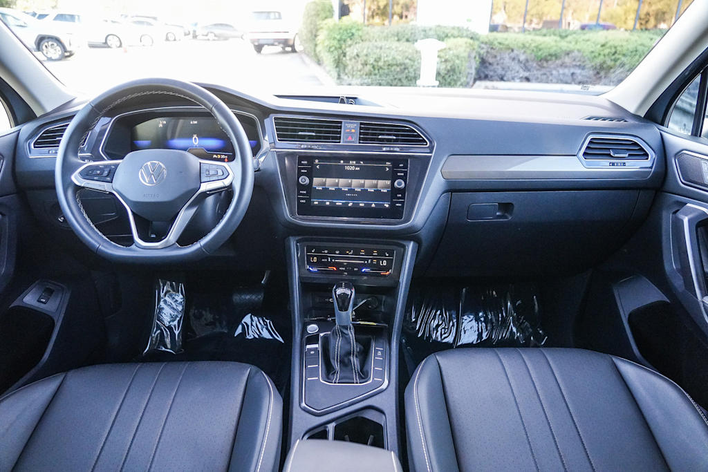 Thumbnail: 2024 Volkswagen Tiguan - 2
