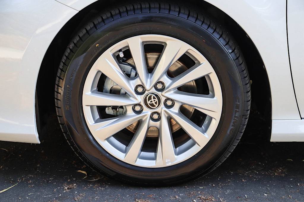 Thumbnail: 2024 Toyota Camry - 6