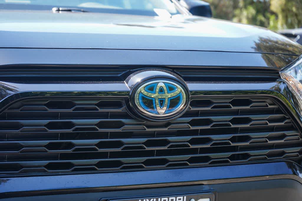 Thumbnail: 2022 Toyota RAV4 - 6