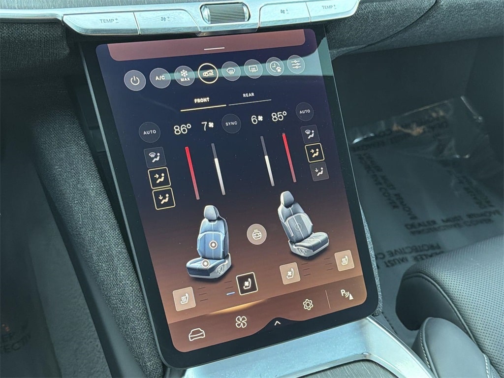 Thumbnail: 2024 Lucid Air - 15