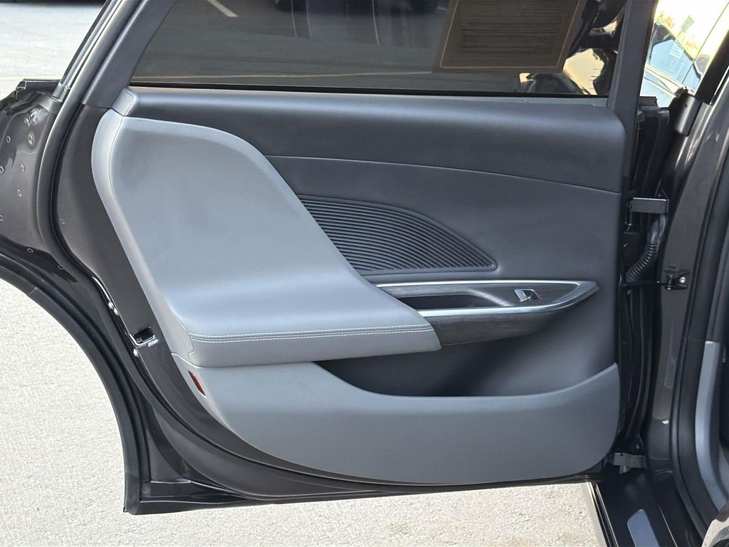 Thumbnail: 2024 Lucid Air - 30