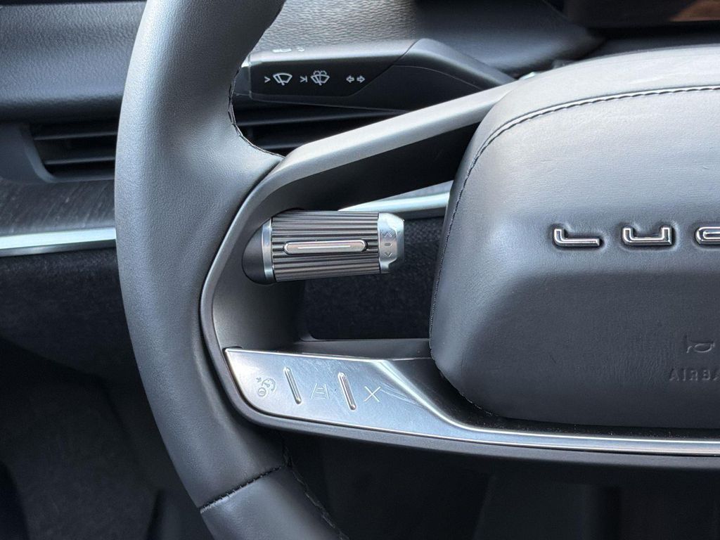 Thumbnail: 2024 Lucid Air - 22