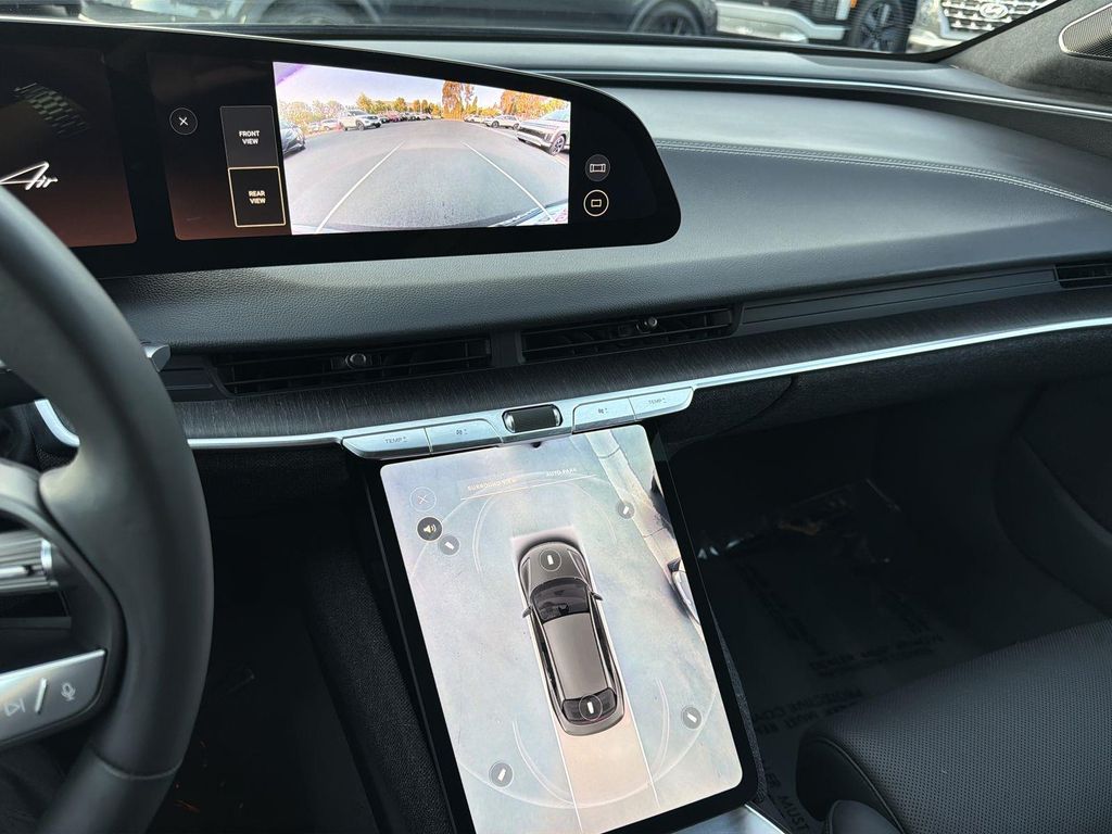 Thumbnail: 2024 Lucid Air - 25