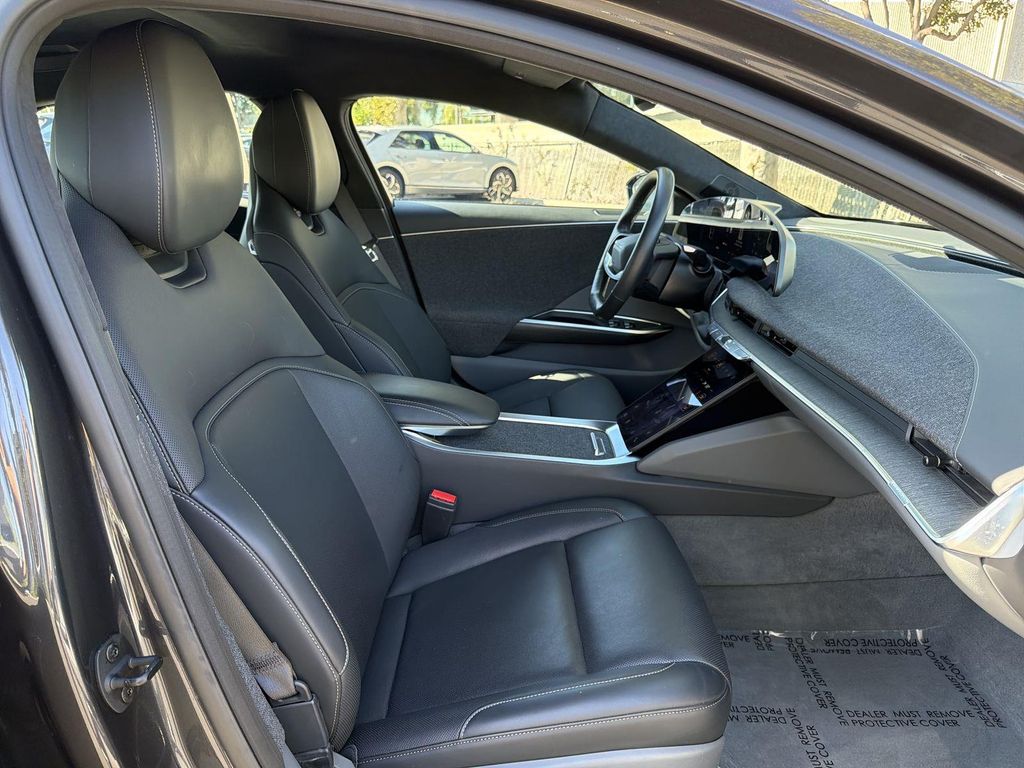 Thumbnail: 2024 Lucid Air - 11