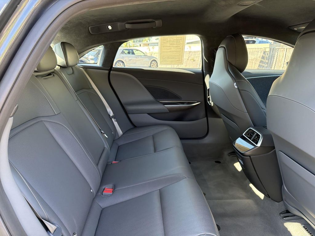 Thumbnail: 2024 Lucid Air - 35