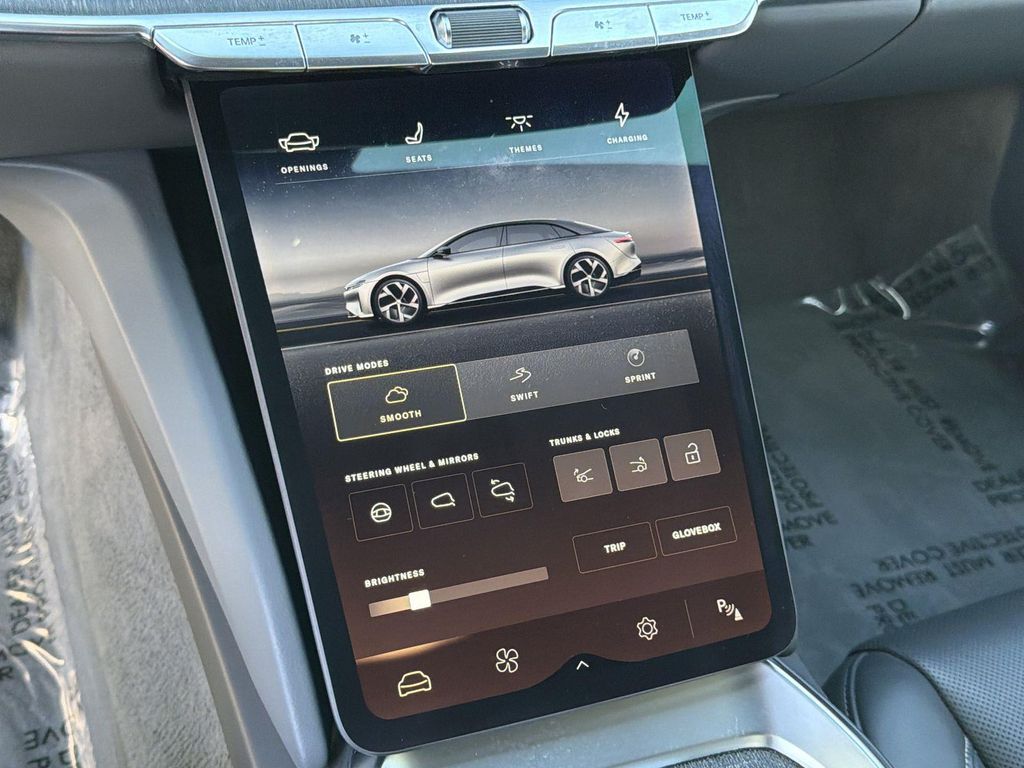 Thumbnail: 2024 Lucid Air - 28