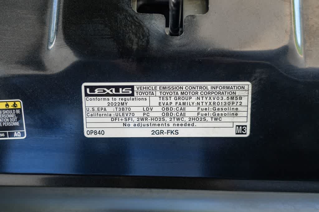 Thumbnail: 2022 Lexus ES - 16