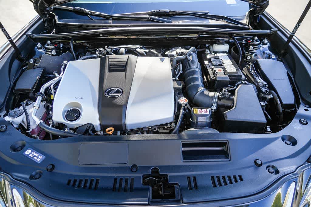 Thumbnail: 2022 Lexus ES - 8