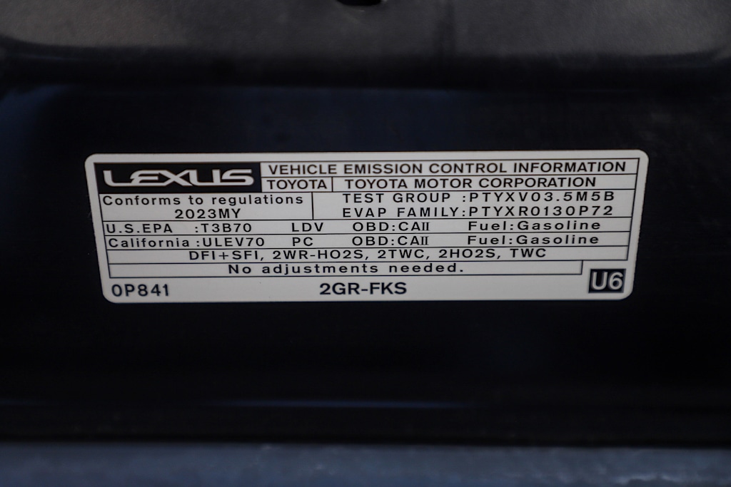 Thumbnail: 2023 Lexus ES - 17