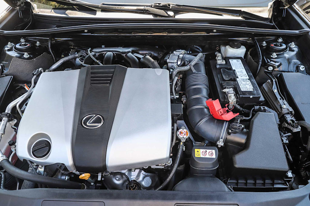 Thumbnail: 2023 Lexus ES - 8
