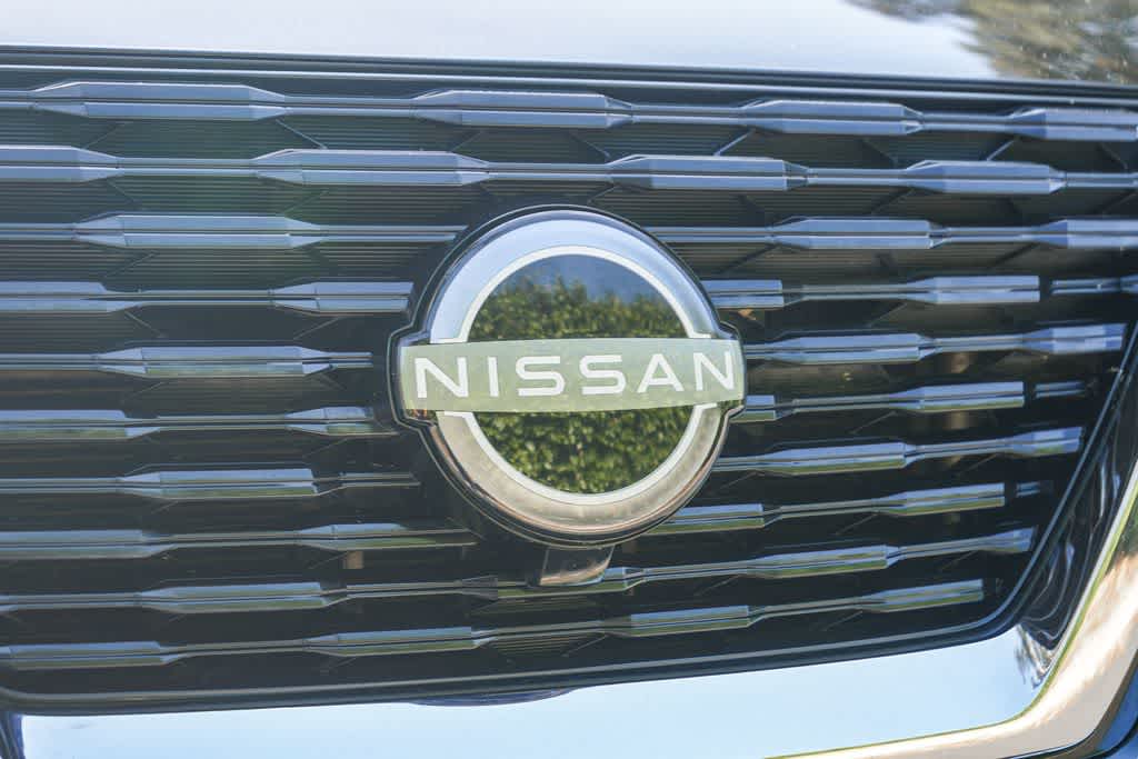 Thumbnail: 2023 Nissan Rogue - 6
