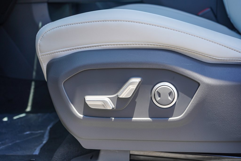 Thumbnail: 2026 Hyundai Santa Fe - 25