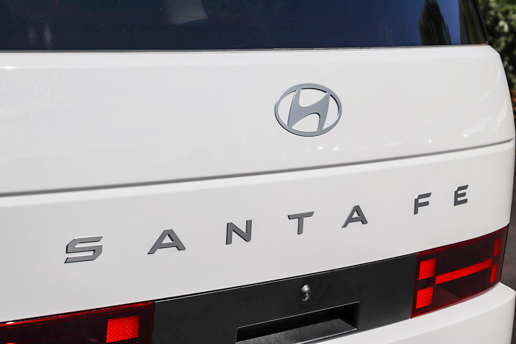 Thumbnail: 2027 Hyundai Santa Fe - 5
