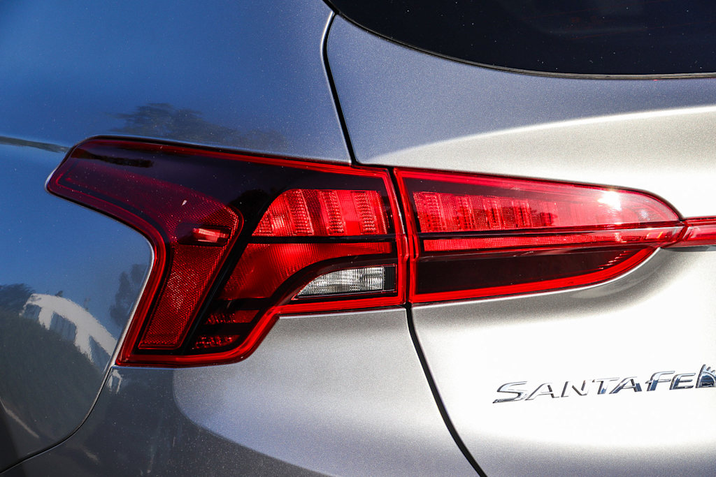 Thumbnail: 2023 Hyundai Santa Fe - 20