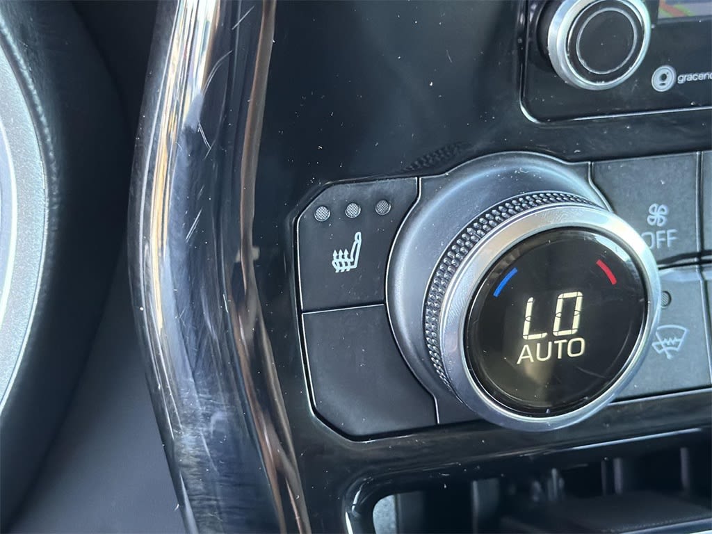 Thumbnail: 2021 Toyota Highlander - 30