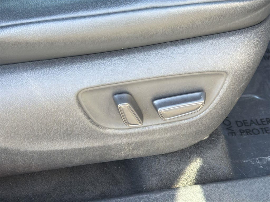 Thumbnail: 2021 Toyota Highlander - 42