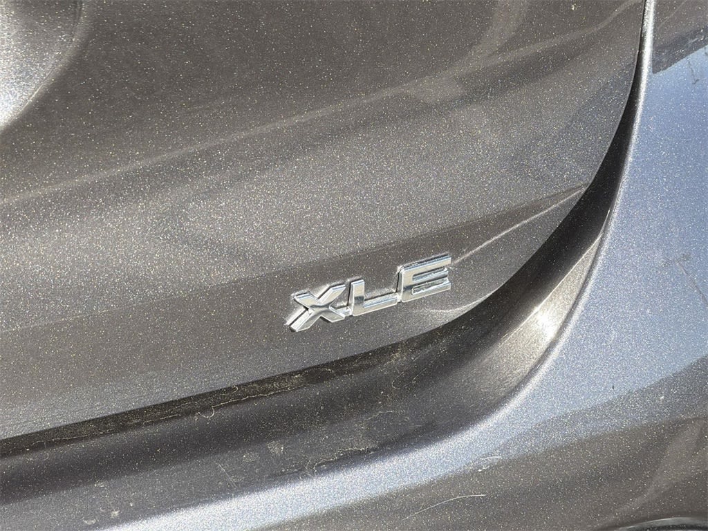 Thumbnail: 2021 Toyota Highlander - 7