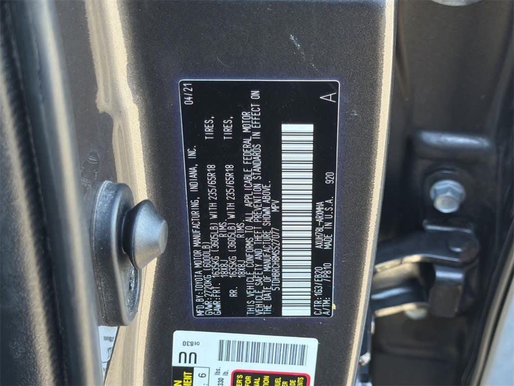 Thumbnail: 2021 Toyota Highlander - 22