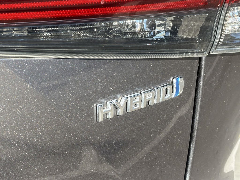 Thumbnail: 2021 Toyota Highlander - 38