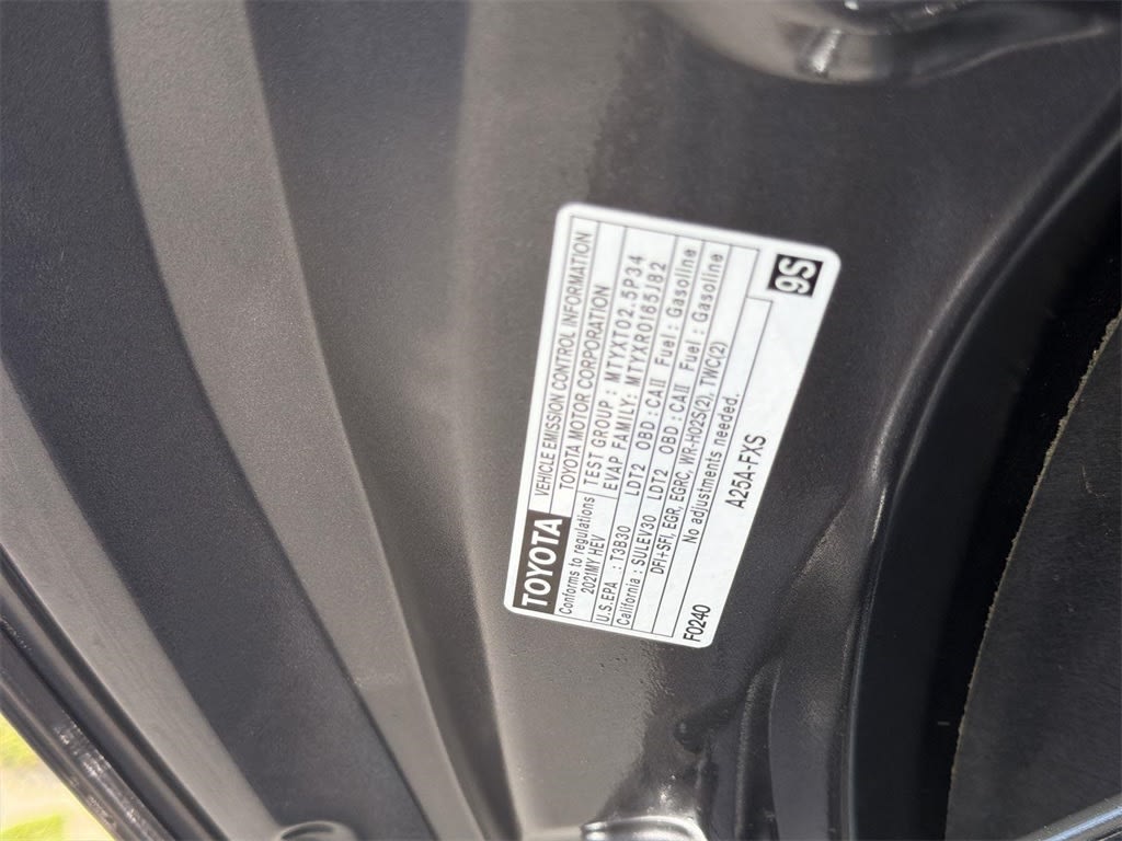 Thumbnail: 2021 Toyota Highlander - 18