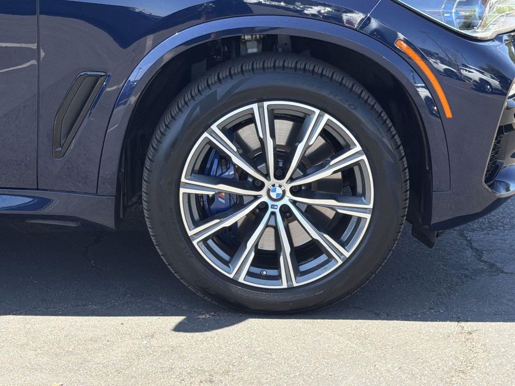 Thumbnail: 2021 BMW X5 - 7