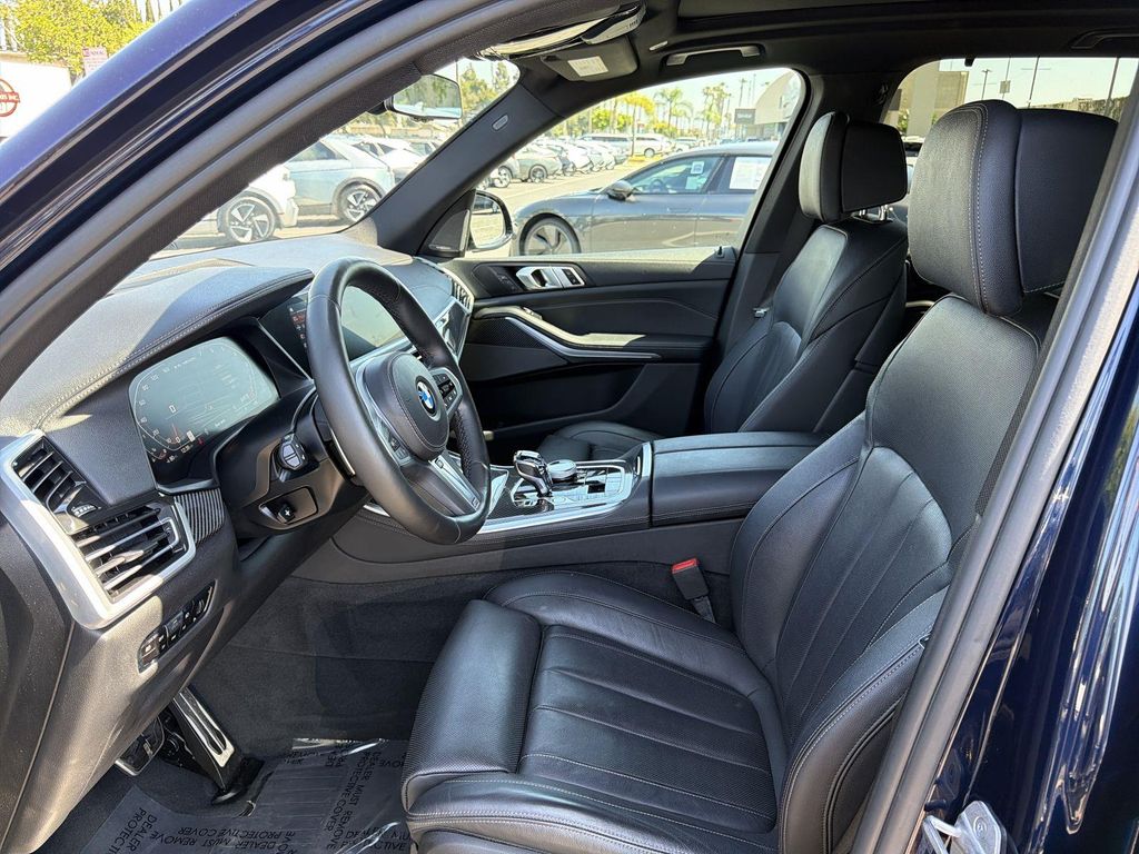 Thumbnail: 2021 BMW X5 - 9