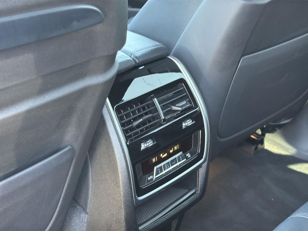 Thumbnail: 2021 BMW X5 - 31