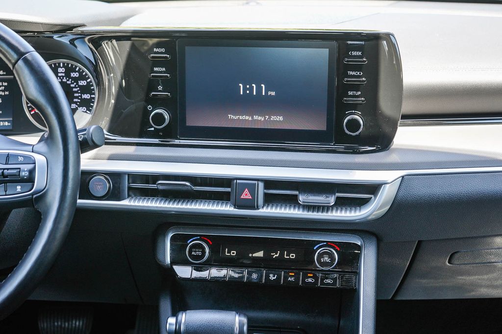 Thumbnail: 2021 Kia K5 - 13
