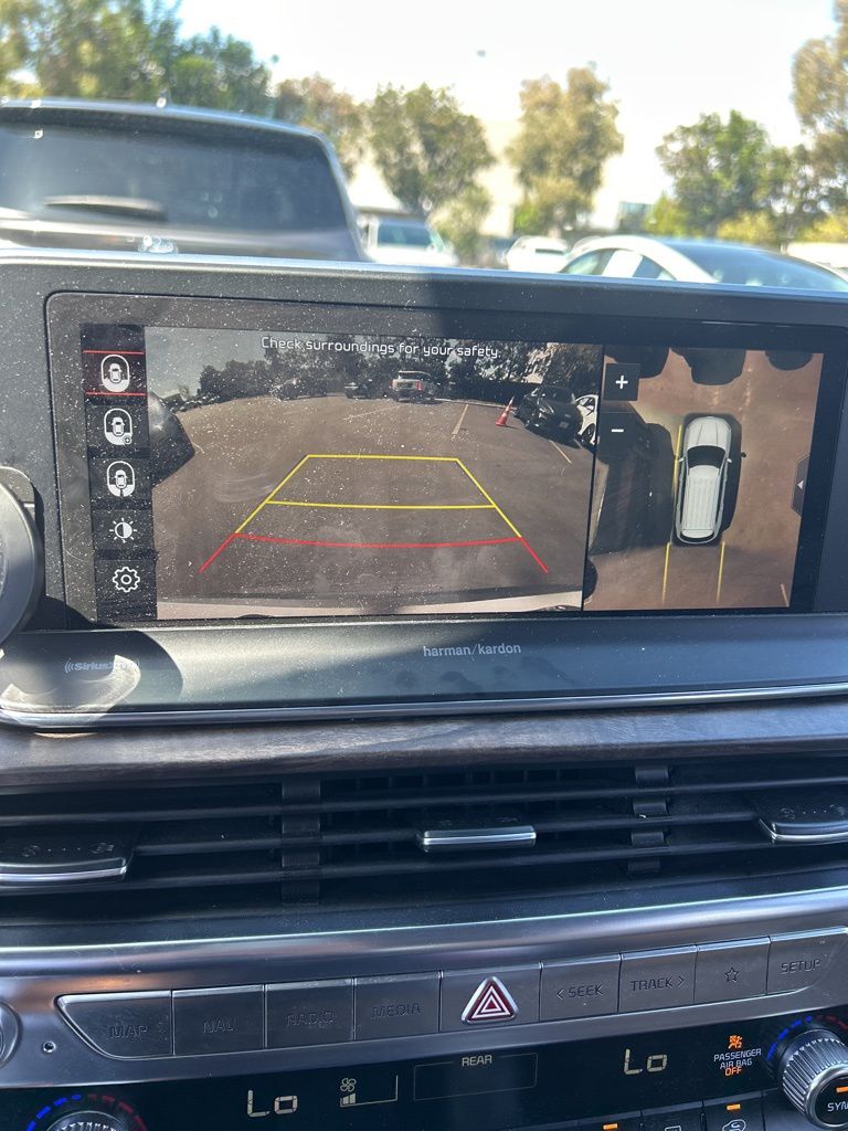 Thumbnail: 2020 Kia Telluride - 12