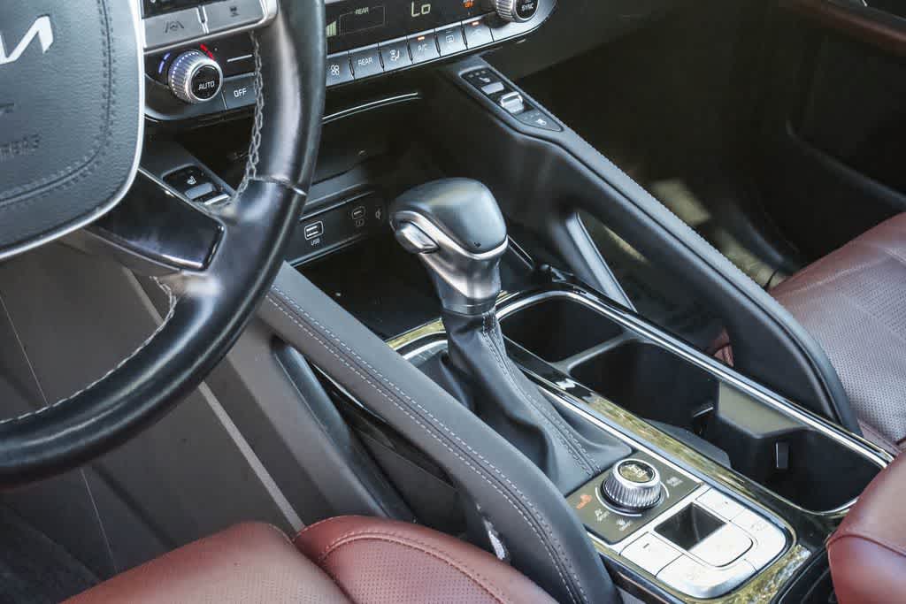 Thumbnail: 2023 Kia Telluride - 12