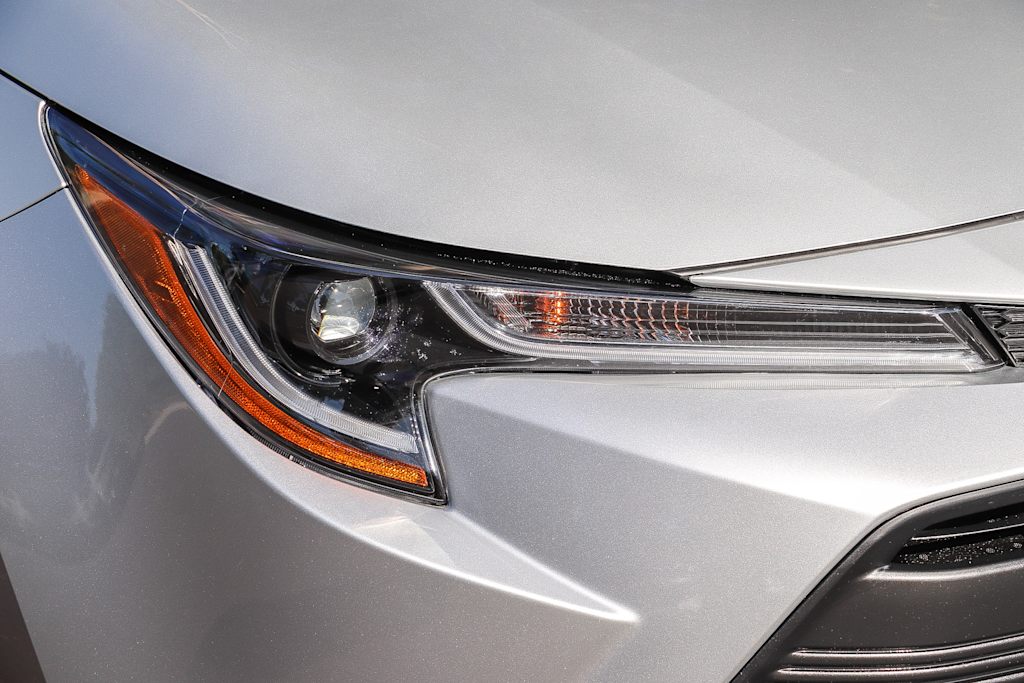 Thumbnail: 2025 Toyota Corolla - 16