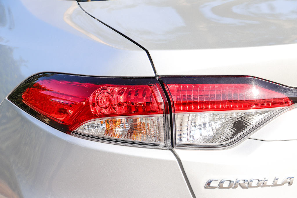 Thumbnail: 2025 Toyota Corolla - 19