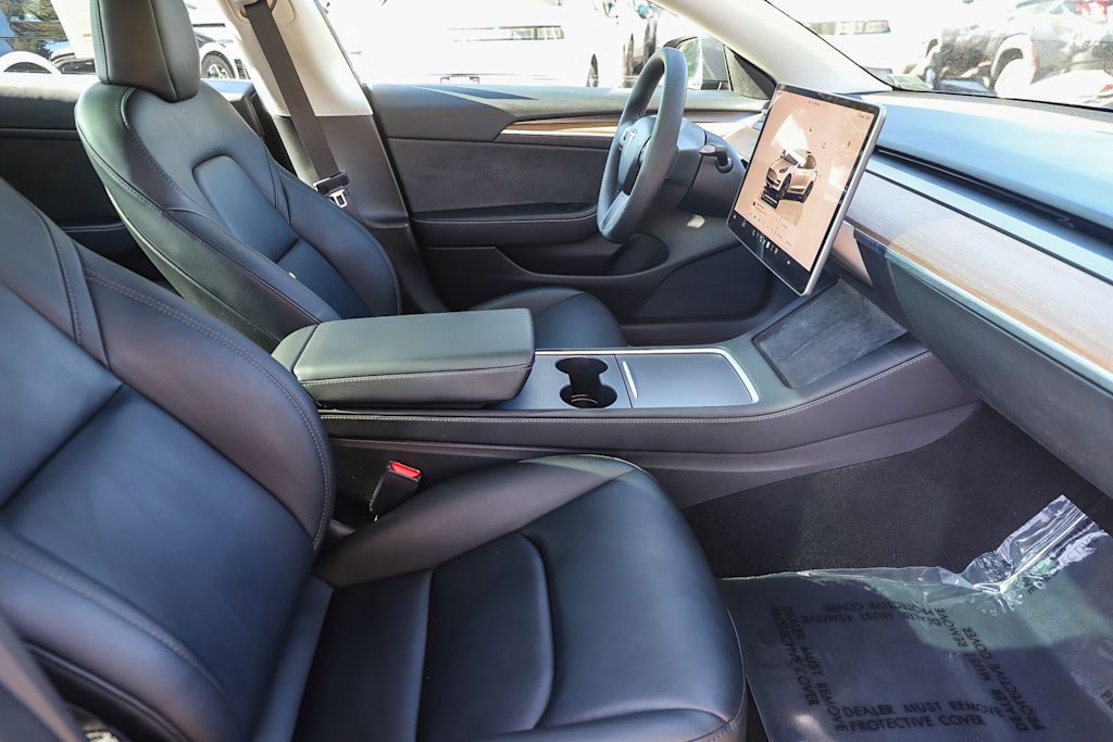 Thumbnail: 2023 Tesla Model 3 - 9