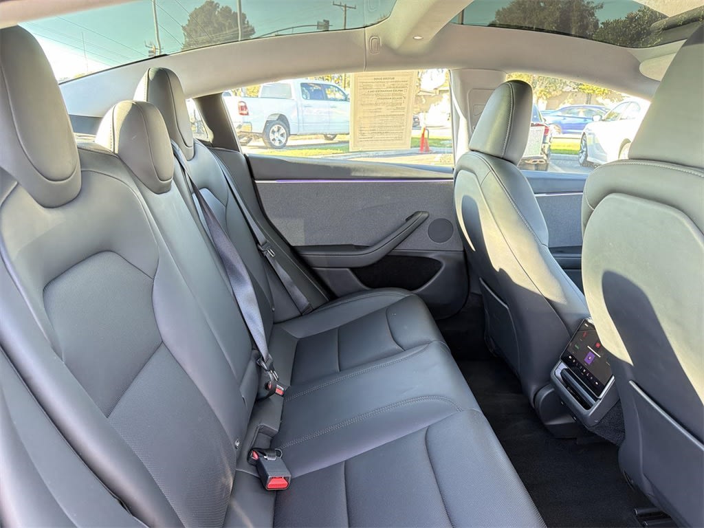 Thumbnail: 2025 Tesla Model 3 - 36