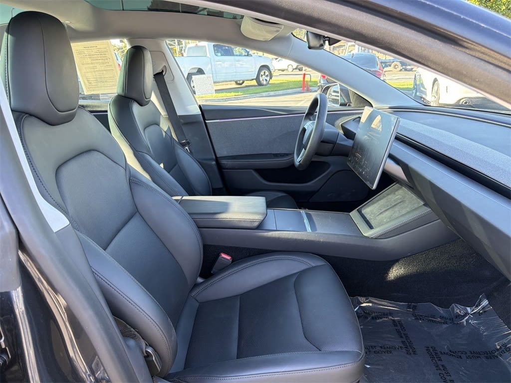 Thumbnail: 2025 Tesla Model 3 - 38