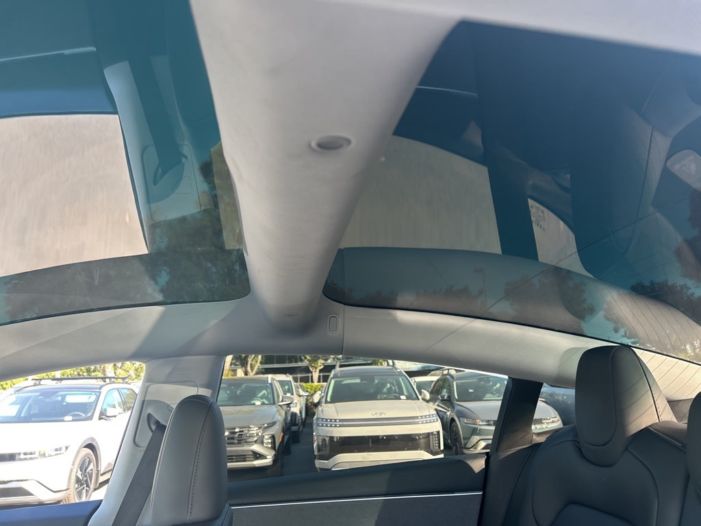 Thumbnail: 2025 Tesla Model 3 - 9