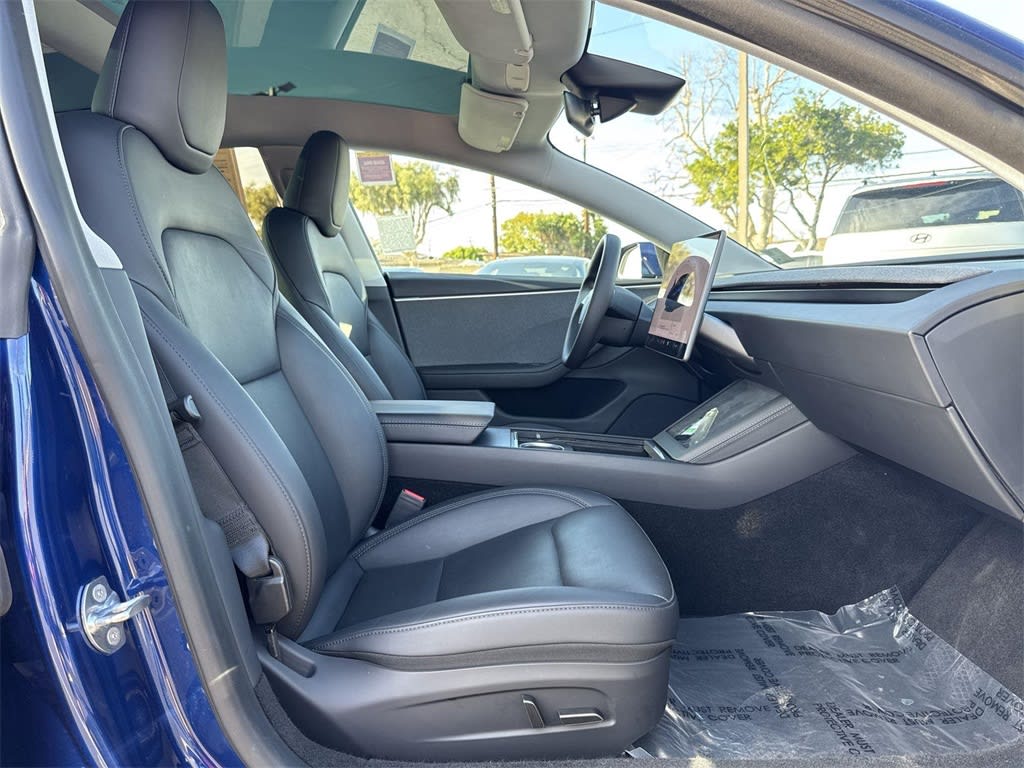 Thumbnail: 2025 Tesla Model 3 - 37