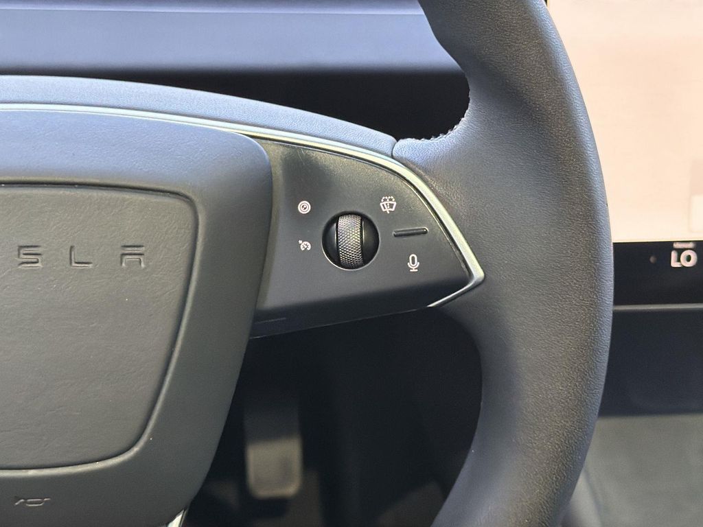 Thumbnail: 2024 Tesla Model 3 - 22