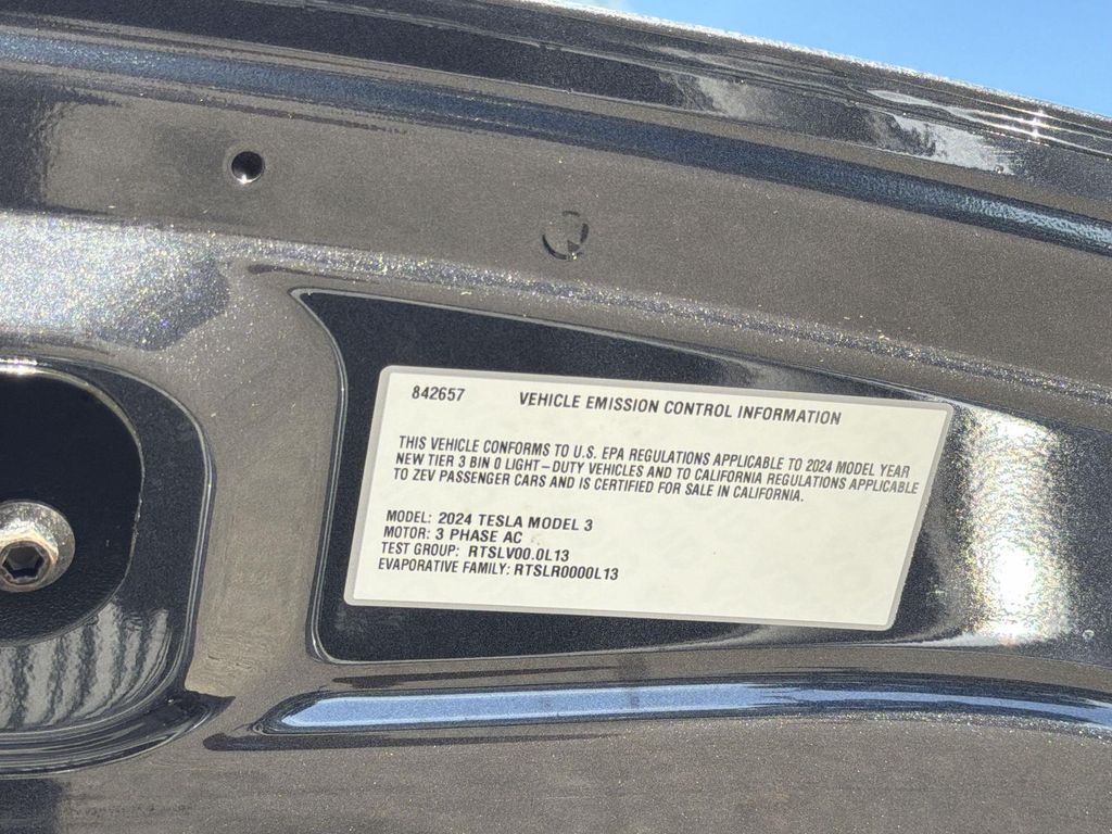 Thumbnail: 2024 Tesla Model 3 - 15