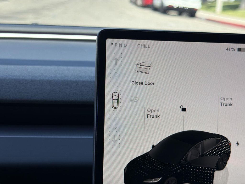 Thumbnail: 2024 Tesla Model 3 - 24