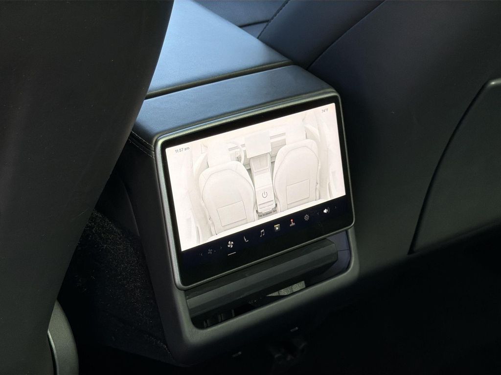 Thumbnail: 2024 Tesla Model 3 - 34