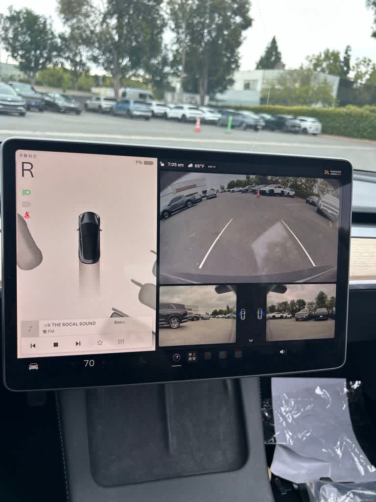 Thumbnail: 2023 Tesla Model 3 - 11