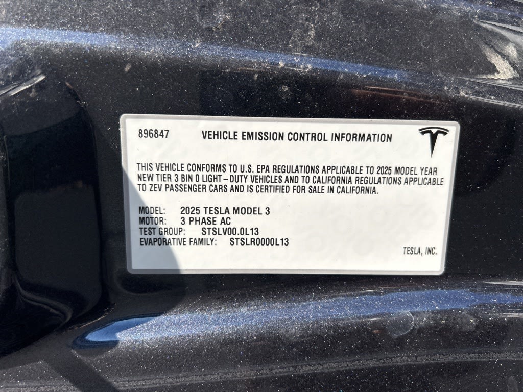 Thumbnail: 2025 Tesla Model 3 - 6