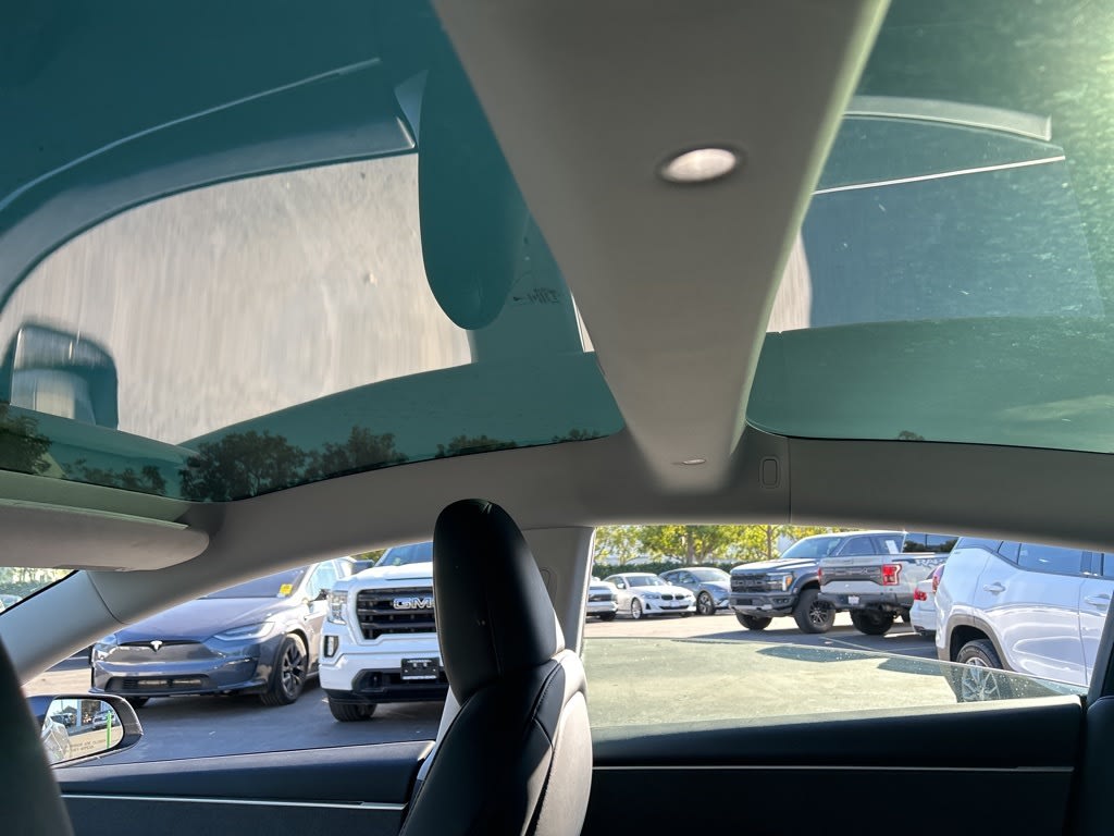 Thumbnail: 2024 Tesla Model 3 - 9